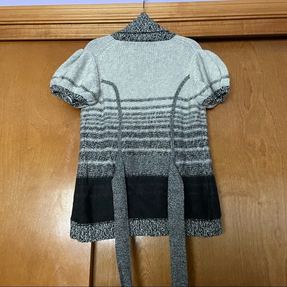 BCBGMaxAzria short sleeve cardigan sweater large - Picture 9 of 10